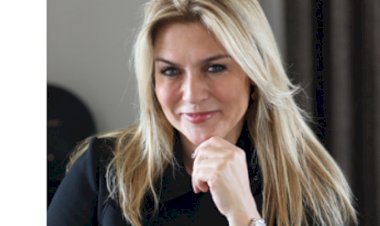 İNTERNET BEYNİMİZİ TEMBELLEŞTİRİYOR MU? - BAHAR ÜNER ANAHMİAS ANLATIYOR