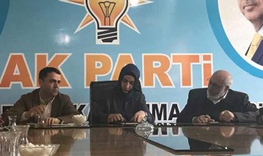 Elektrik zamlarına karşı binlerin yürüdüğü Doğubayazıt'ta AKP ilçe başkanı istifa etti