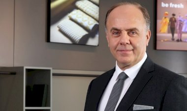 Yünsa’dan kendinden renkli, boyasız ve doğal kumaşlar