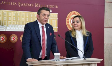 “YETKİLİLERE SESLENİYORUM: O KOLTUKLARI İŞGAL ETMEYİN”