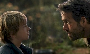 Netflix, merakla beklenen filmi The Adam Project'in tanıtım fragmanını ve görsellerini paylaştı.