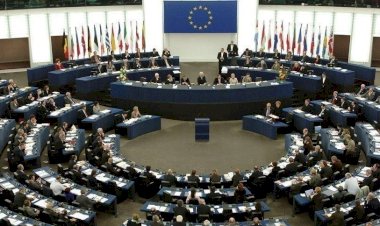 Avrupa Parlamentosu Ukrayna’ya mali yardımı onayladı