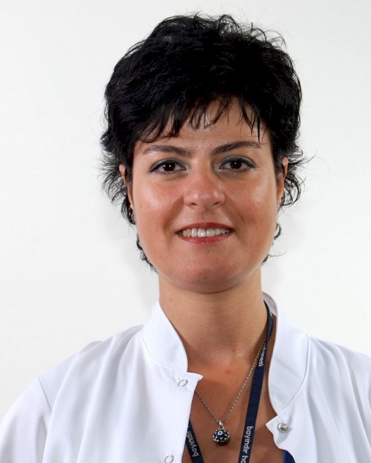 ERİŞKİNLERDE SİGARA KULLANIMI ERGENLİK DÖNEMİ İLE İLİŞKİLİ