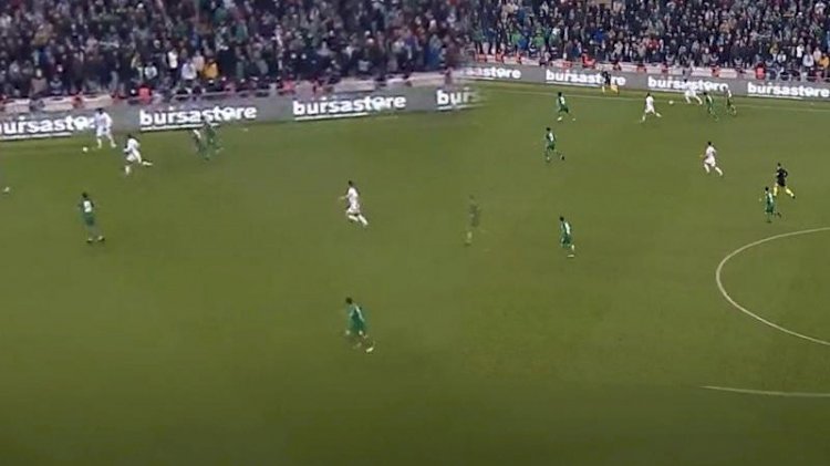 9 kişilik Tuzlaspor, Bursaspor’u Ezeh’in enfes golüyle yıktı