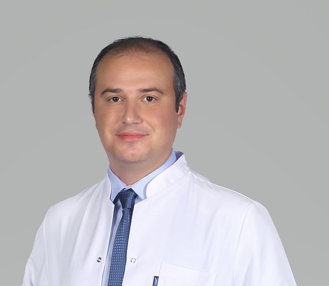 Kalça ekleminde kireçlenme hareket kısıtlılığına yol açabilir