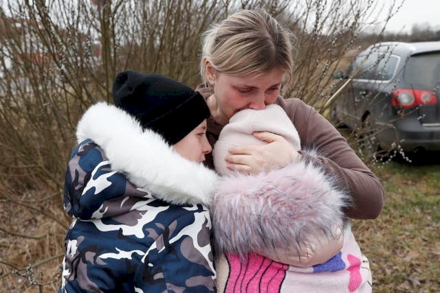 Ukrayna'dan kaçmak için 40 kilometrelik kuyruk: