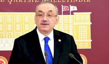 “YÖNETİLEMEYEN BİR TÜRKİYE VAR”