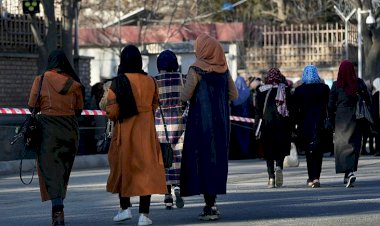 Taliban, açılacağı günde lise ve dengi kız okullarının yeniden kapatılması talimatını verdi
