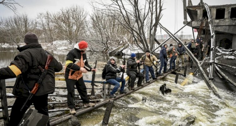 CANLI BLOG: "Kiev'i Terk Edin"