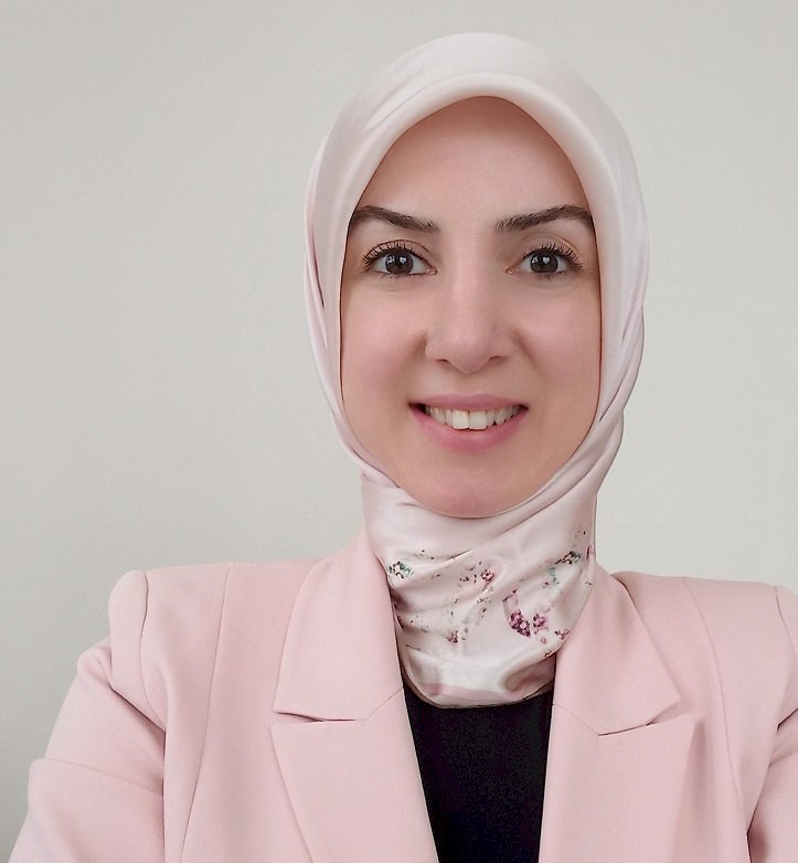 SEN SEN OL! YÜZÜNCÜ MAYMUN OLMA  ÜÇ MAYMUNU OYNA
