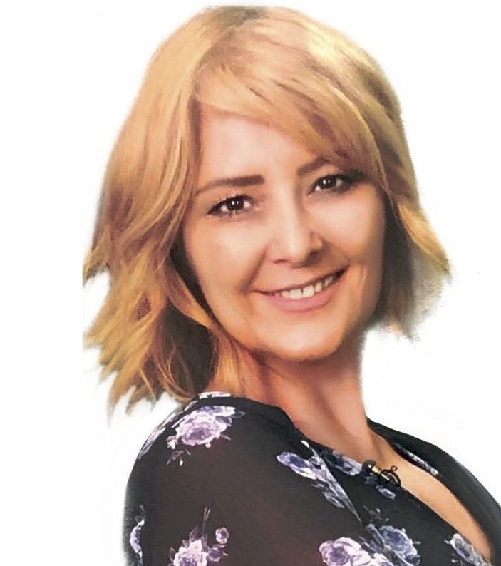 BİLGE UZUN,  “EN UZUN YOLLAR TEK ADIMLA BAŞLAR” KİTABIYLA