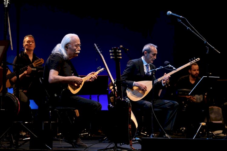 Cahit Berkay ve Cengiz Özkan'dan Müzik Ziyafeti