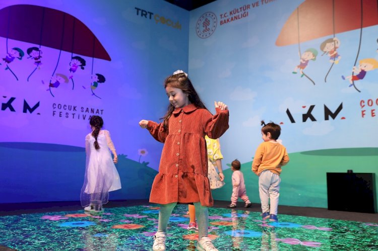 AKM ÇOCUK SANAT FESTİVALİ DÖRDÜNCÜ GÜNÜNDE ÇOCUKLAR