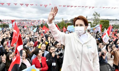 MERAL AKŞENER SAMSUN'DA KONUŞTU