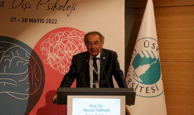 Prof. Dr. Nevzat Tarhan: “Demokrasilerde muhalefet kaynana gibidir”