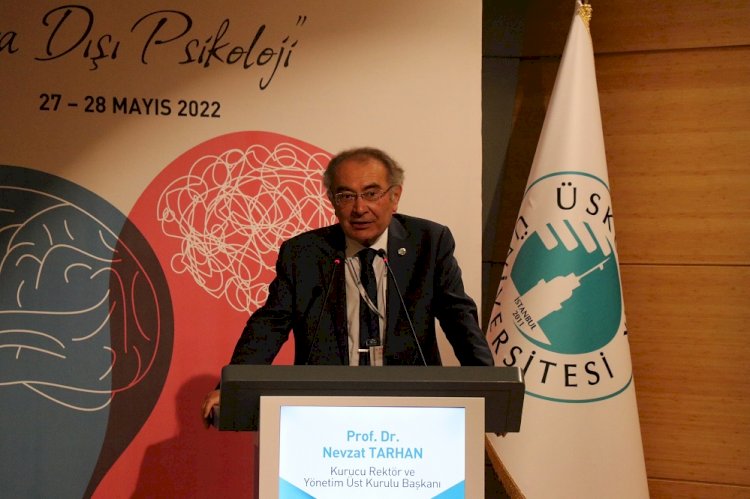 Prof. Dr. Nevzat Tarhan: “Demokrasilerde muhalefet kaynana gibidir”