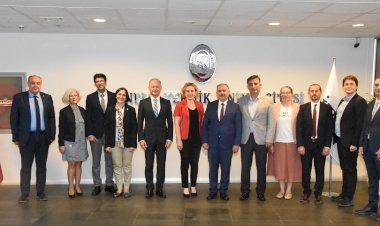 Ford Otosan çalışanları, Elektrikli Araçlar Eğitim Programı ile geleceğe bugünden hazır