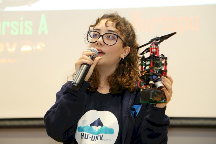 Geleceğin minik mucitleri robotlarla tanıştı