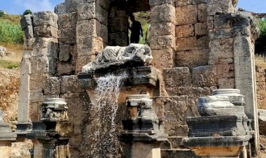 Open in browser  Perge’deki Kestros Çeşmesi Yeniden Suyla Buluştu