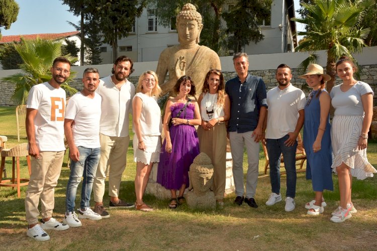 Heykeltraş Akay'dan Yeryüzü Yüzleri Sergisi