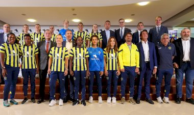 Petrol Ofisi, Fenerbahçe Kadın Futbol Takımı’nın sponsoru oldu