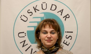 Okula gitmek istemeyen çocukla pazarlığa girilmemeli!