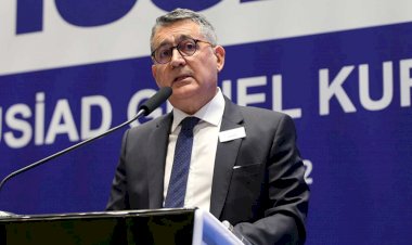 TÜSİAD Başkanı'ndan ekonomi yönetimine uyarı