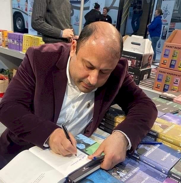 MAVİNİN GİZEMLİ YAĞMURLARI