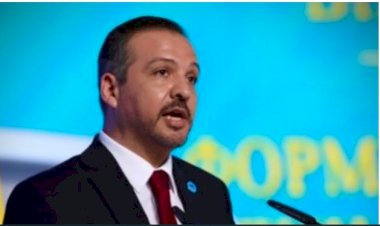 Barış Yarkadaş, Prof. Dr. Kürşad Zorlu'nun İYİ Parti'ye katılacağını açıkladı