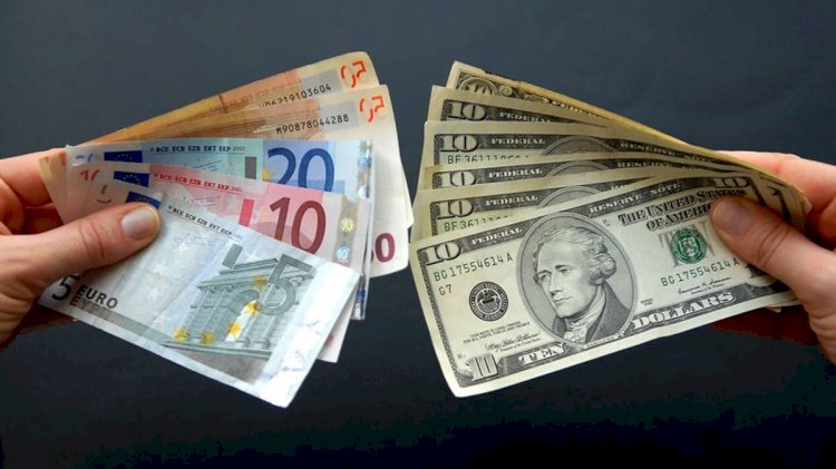 TL, dolar ve euro karşısında erimeye devam ediyor
