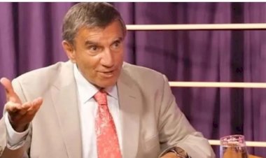 Prof. Dr. Üstün Dökmen CMK'de anlattı: 'Üretmek isteyen Köy Enstitüsü kurar'