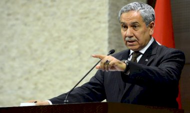 Ekonomiyi yorumlayan Bülent Arınç'tan 'aklımızı başımıza almalıyız' çağrısı