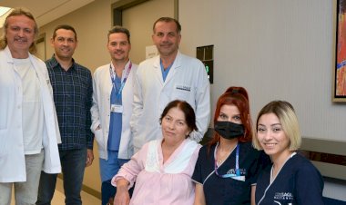 Robotik Yöntemle Geleceğin Ameliyatına İmza Atıldı
