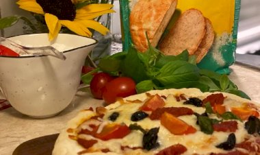 İtalyan mutfağı aşıkları için glutensiz ev pizzası tarifi