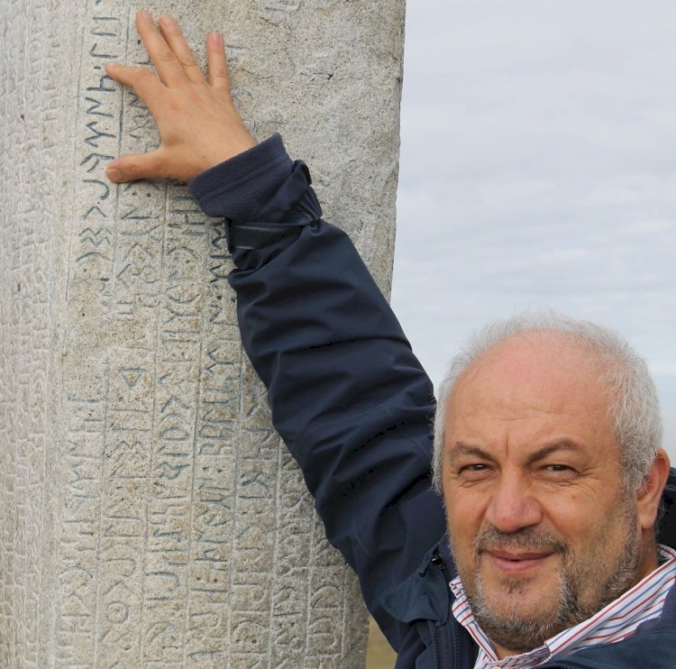 Batini Islamin en onemli belgelerinden Ihvaunssfa satista.