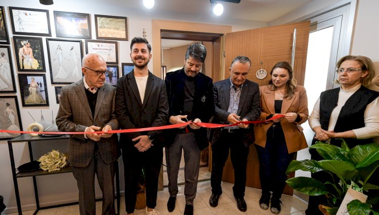 Gelinlik Tasarım Yarışması ile parladı kendi markasını kurdu