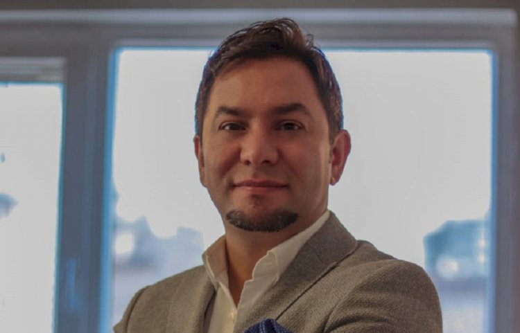 Dr. Şafak Göktaş'tan dudak dolgusunda 2023 trendleri