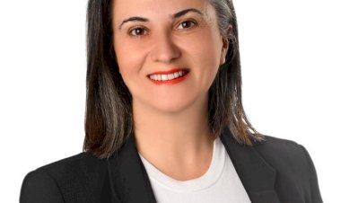 Liderlik yıkılanı yeniden yapmakla ilgili