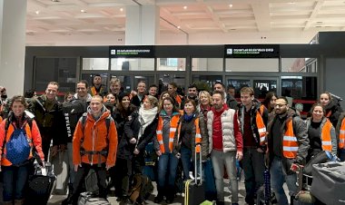 HOLLANDA’NIN SAĞLIK EKİBİ YARDIM İÇİN TÜRKİYE’YE GELDİ