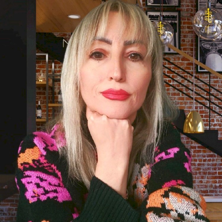 Kırmızı Başlıklı Kız