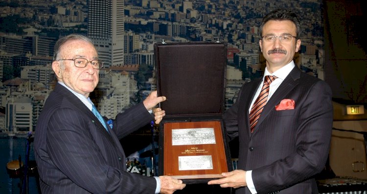 Egeli ihracatçılar Selçuk Yaşar’ın hizmetlerini unutmayacak