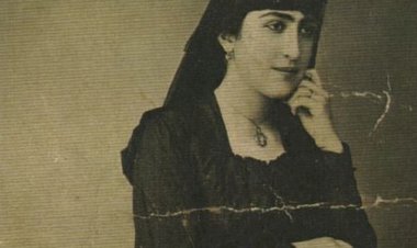Halide Nusret Zorlutuna’ya ait günlükler, mektuplar
