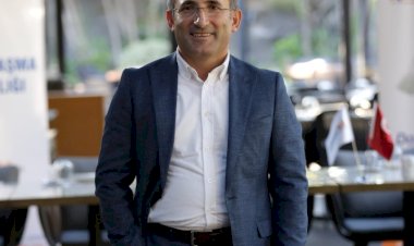Dr. Yılmaz Sönmez:        “KOBİ’ler sürdürülebilir büyüme açısından deprem kıskacında”