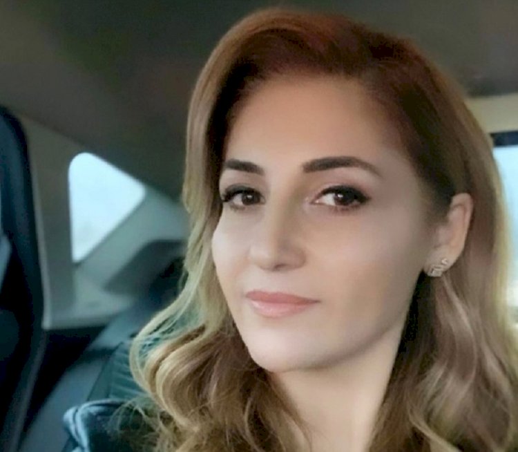 Adım Neşe herkes gibi bende fırtınalı bir hayat yaşadım.