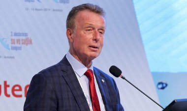 Hamilelikte bol su tüketimi büyük önem taşıyor