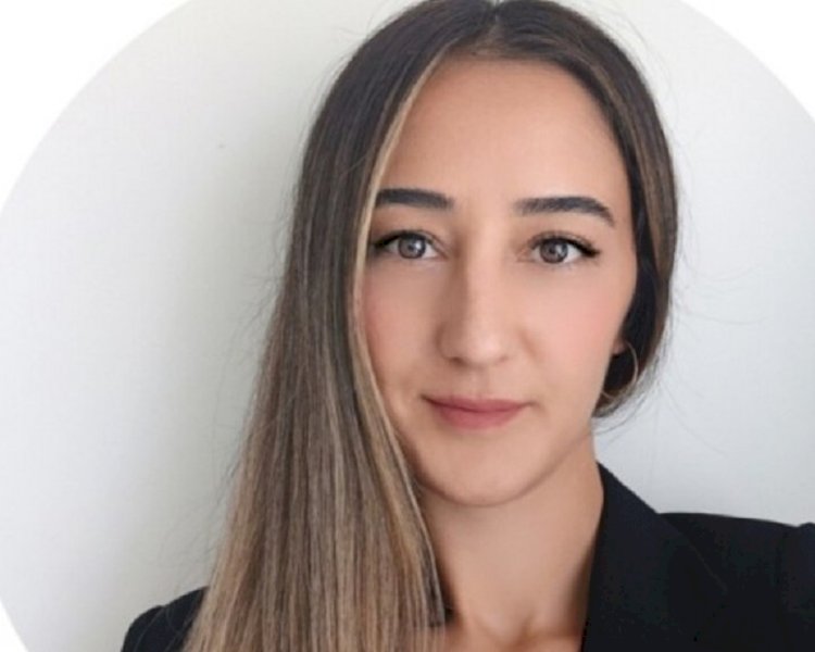 Bana sıkça sorulan sorulardan biri.  LinkedIn premium hesap kullanmalı mıyım?
