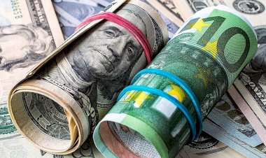 Dolar yukarı yönlü seyrine devam ediyor