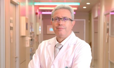 Prof. Dr. Aytaç Atamer: “Kolon kanseri, tedavisi mümkün ve önlenebilir bir hastalık”