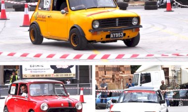 KLASİK OTOMOBİLLER CITYMALL’DA NOSTALJİ RÜZGARI ESTİRDİ