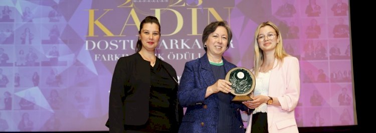 Toyota Otomotiv Sanayi Türkiye’ye Kadın Dostu Markalar’dan  Farkındalık Ödülü